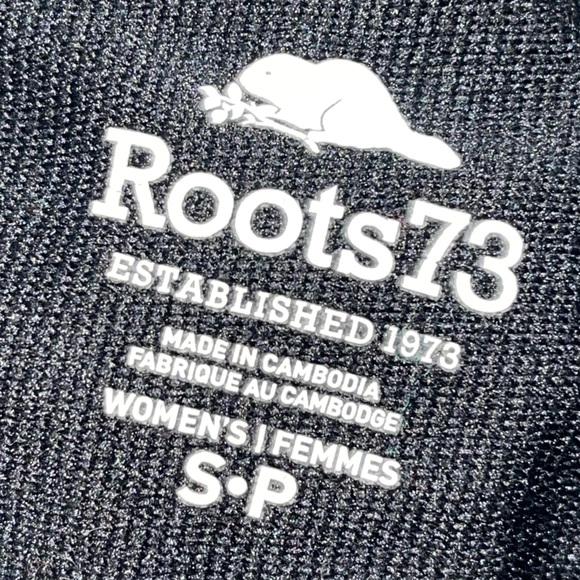 Vintage Roots Sweater - Picture 3 of 4